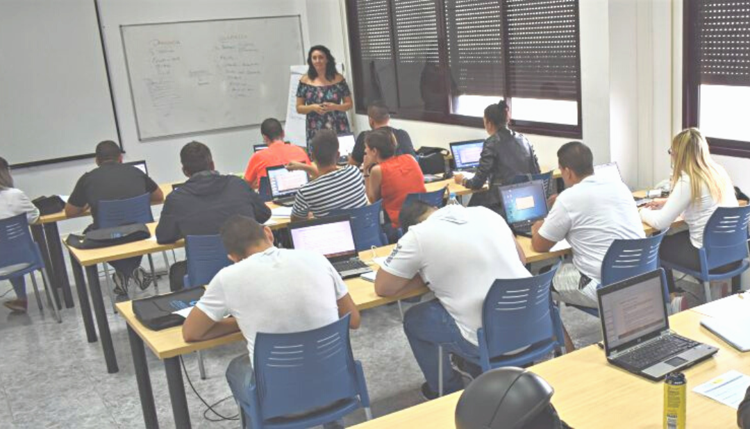 aula FYRESCAN fyrescan puerto de la cruz centro de formación en seguridad privada